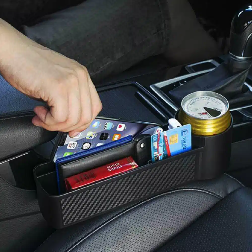 ארגונית לאחסון לצד מושב הרכב